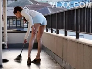 Vợ của con trai tin lời bố anh xã “cho bố đút vào 10 giây thôi” và cái kết
